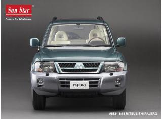 Mitsubishi Pajero V73, green metallic SunStar Metallmodell 1:18